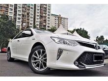 2018 Toyota Camry 2.5 Hybrid Luxury Sedan TIPTOP 1 OWNER