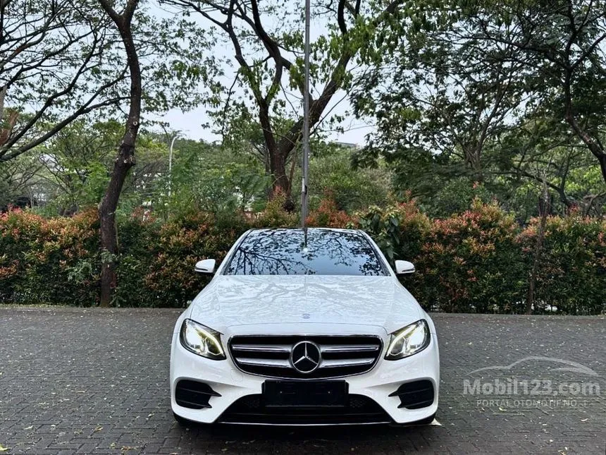 2017 Mercedes-Benz E300 AMG Line Sedan