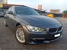2013 BMW 320i 2.0 Sport ( TwinPower Turbo )