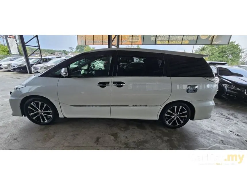2013 Toyota Estima Aeras MPV