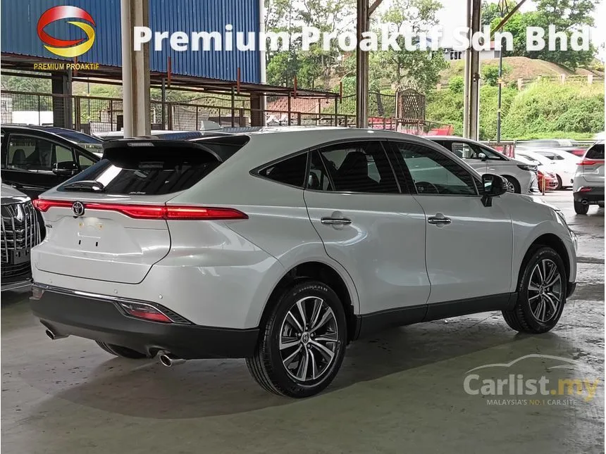 2025 Toyota Harrier Luxury SE SUV
