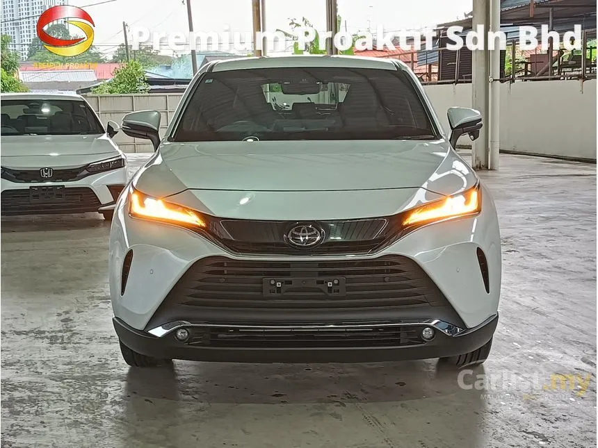 2025 Toyota Harrier Luxury SE SUV