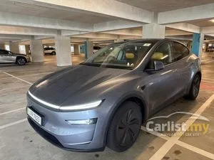 2025 TESLA Model Y Long Range SUV
