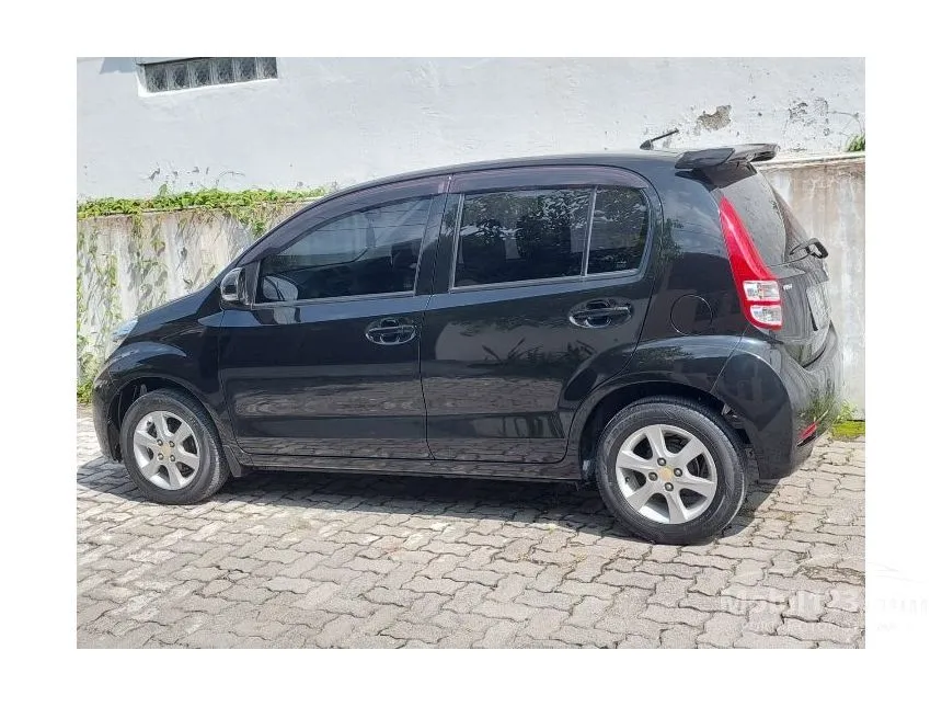 2013 Daihatsu Sirion D FMC DELUXE Hatchback