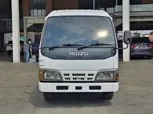 2014 Isuzu Elf Blind Van 2,8 Minibus Minibus