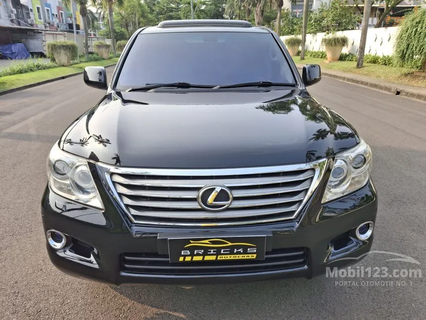 Jual Mobil Lexus LX570 2009 5.7 di DKI Jakarta Automatic SUV Hitam Rp 575.000.000