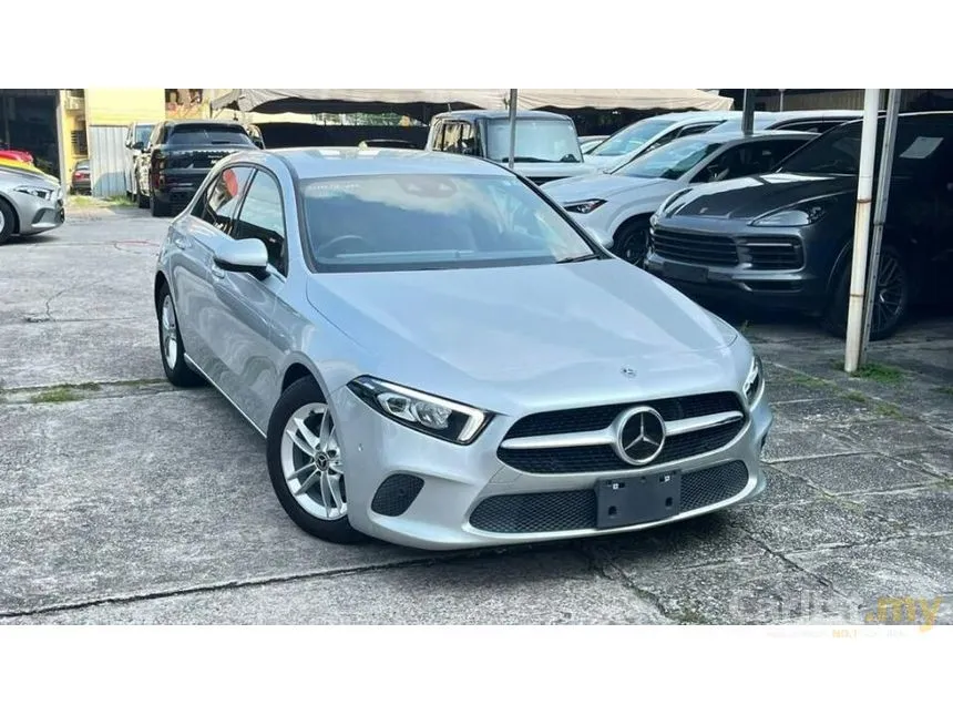 2018 Mercedes-Benz A180 Hatchback