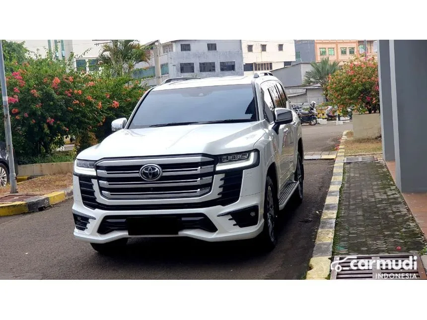 2023 Toyota Land Cruiser 300 VX-R (Non Premium Colour) SUV