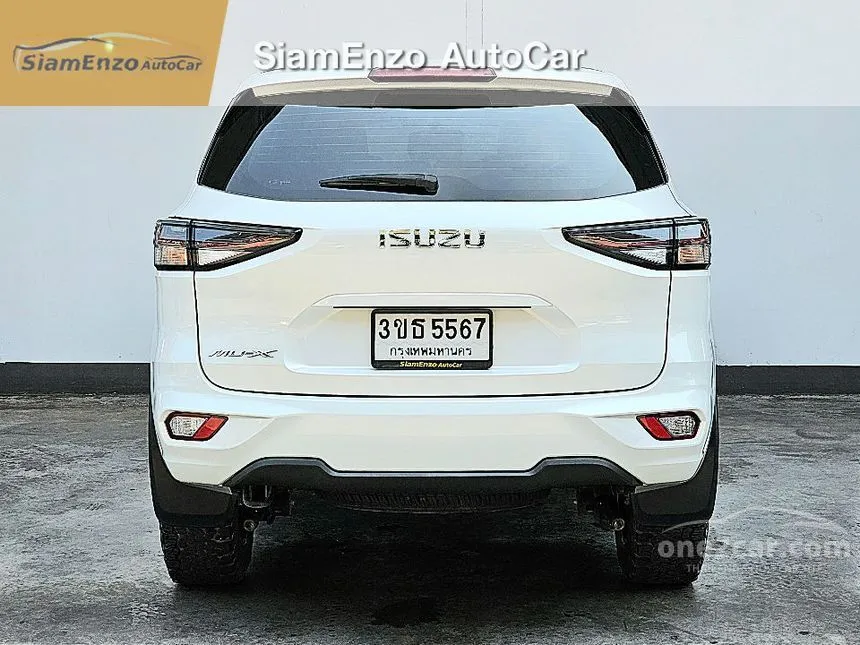2022 Isuzu MU-X Active SUV