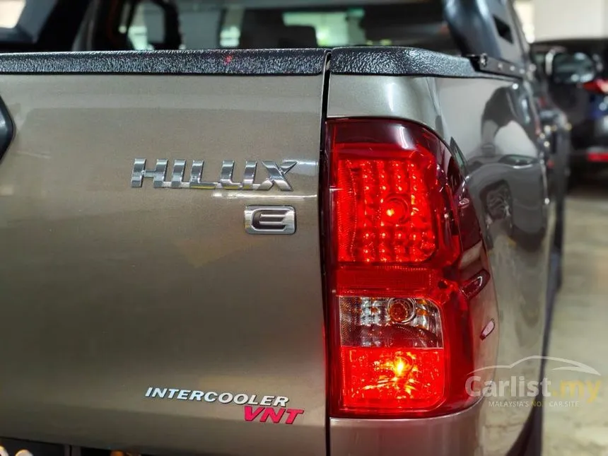 2023 Toyota Hilux E Dual Cab Pickup