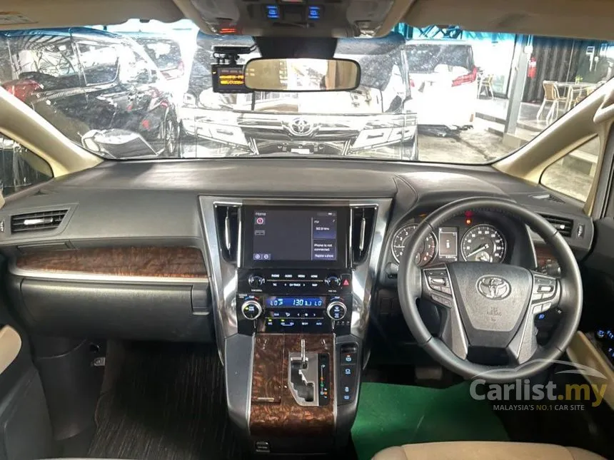 2021 Toyota Alphard X MPV