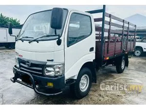 2013 Hino 300 Series 4.0 WU302R-HKMLHD3-UBS Lorry