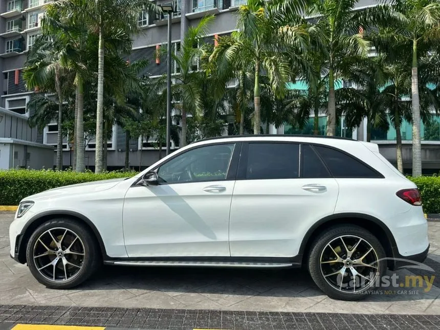 2020 Mercedes-Benz GLC300 4MATIC AMG Line SUV