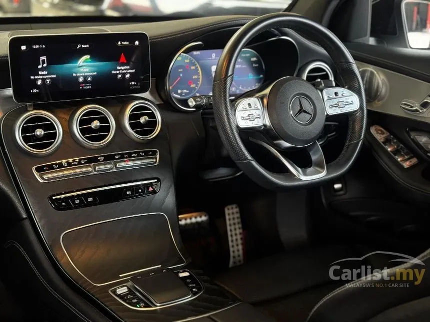 2020 Mercedes-Benz GLC300 4MATIC AMG Line SUV