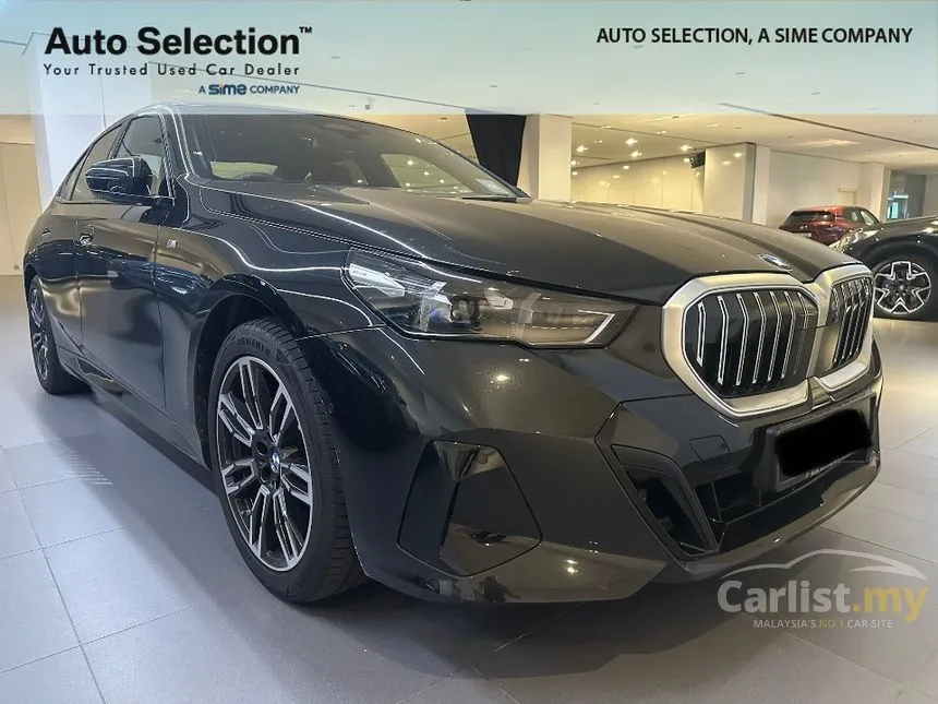 2025 BMW 520i M Sport Sedan