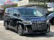 Recon Top Condition with SUNROOF 2019 Toyota Alphard 2.5 G S C Package MPV