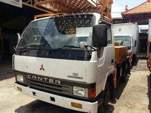 2010 Mitsubishi FE Series 0.0