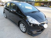 2016 Honda Jazz 1.5 V i-VTEC Hatchback ONE LADY OWNER ORIGINAL MUGEN BODYKIT ACCIDENT FREE HIGH LOAN TIP TOP CONDITION MUST VIEW