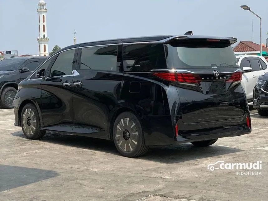 2024 Toyota Alphard HEV Modellista MPV