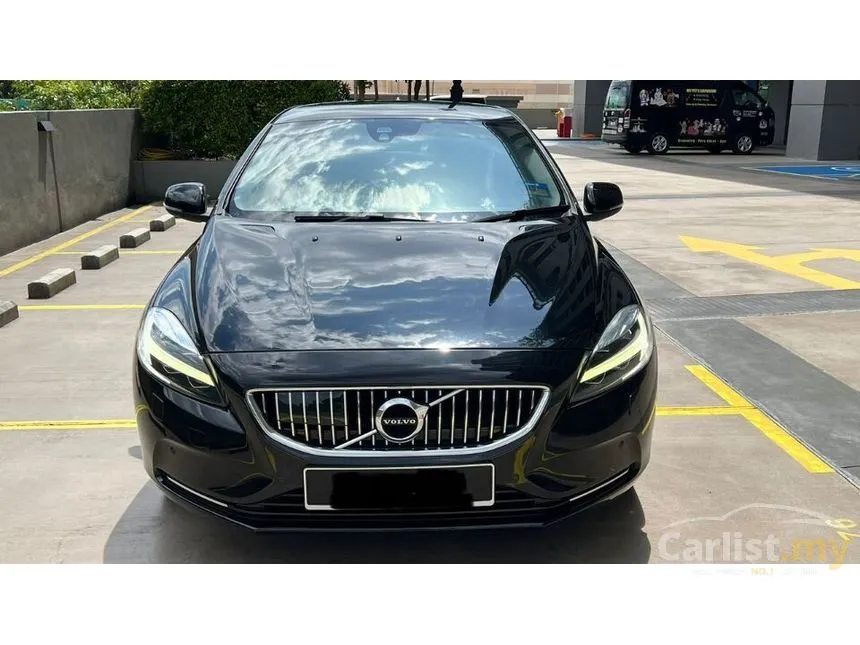 2017 Volvo V40 T5 Hatchback