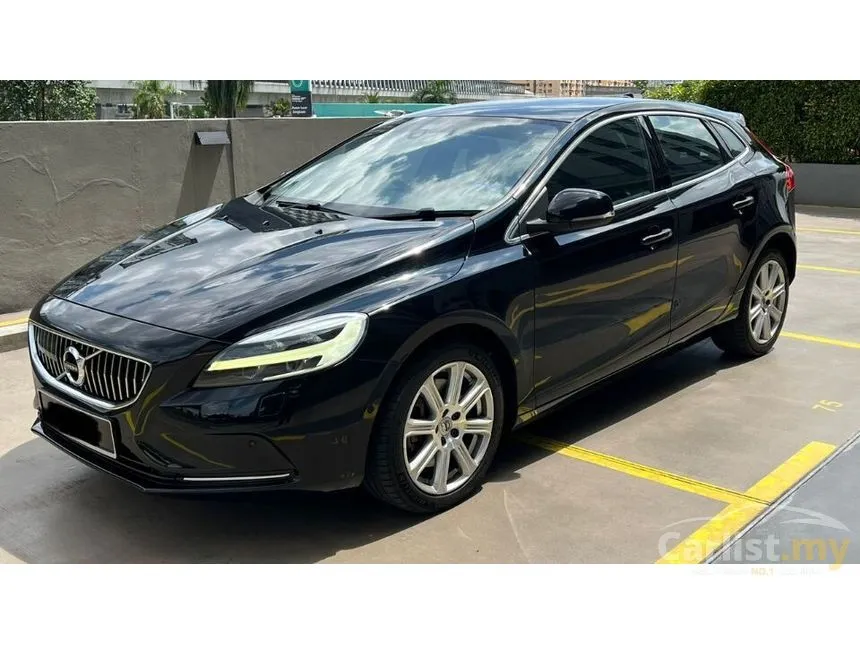 2017 Volvo V40 T5 Hatchback