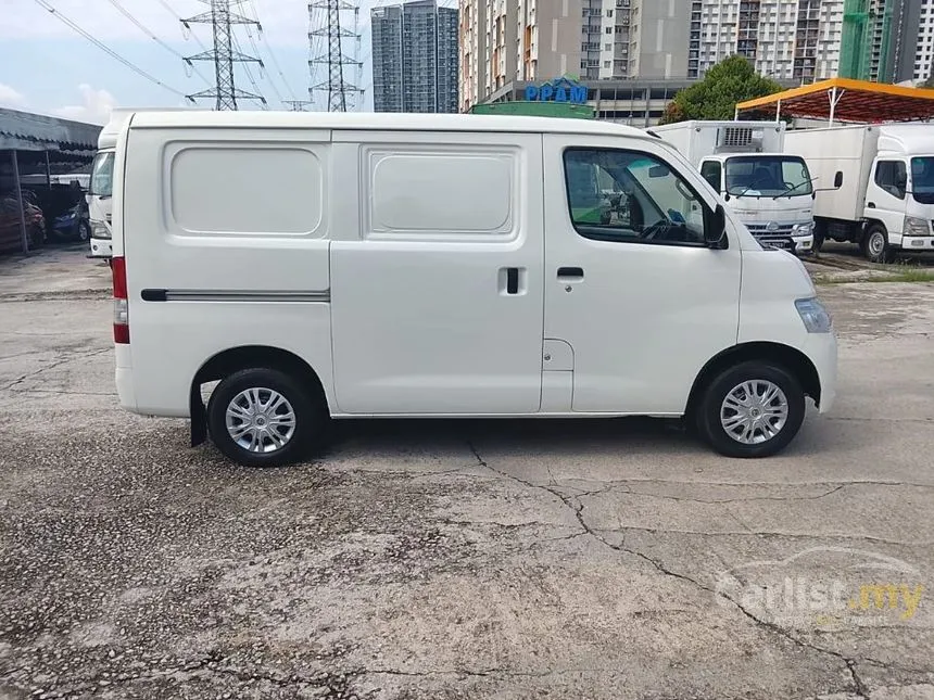 2015 Daihatsu Gran Max Panel Van