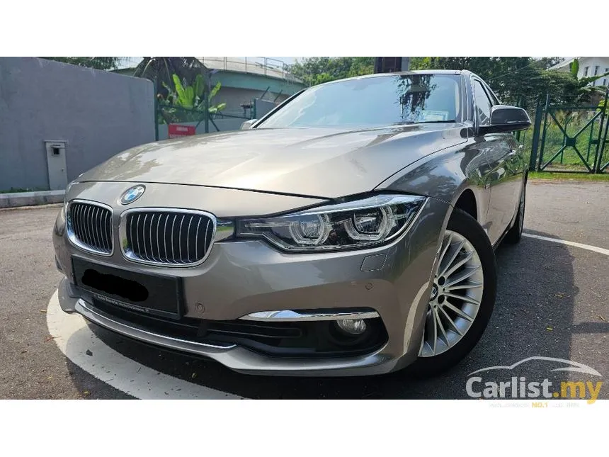 2018 BMW 318i Luxury Sedan