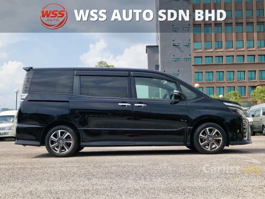 2018 Toyota Voxy ZS Kirameki II Edition MPV