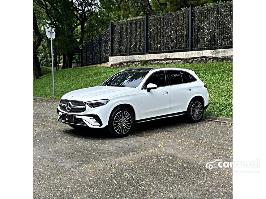 2023 Mercedes-Benz GLC300 AMG Line 4MATIC SUV