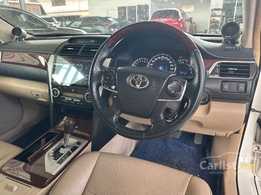 2012 Toyota Camry V Sedan