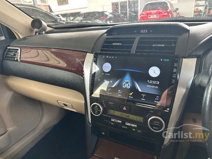 2012 Toyota Camry V Sedan