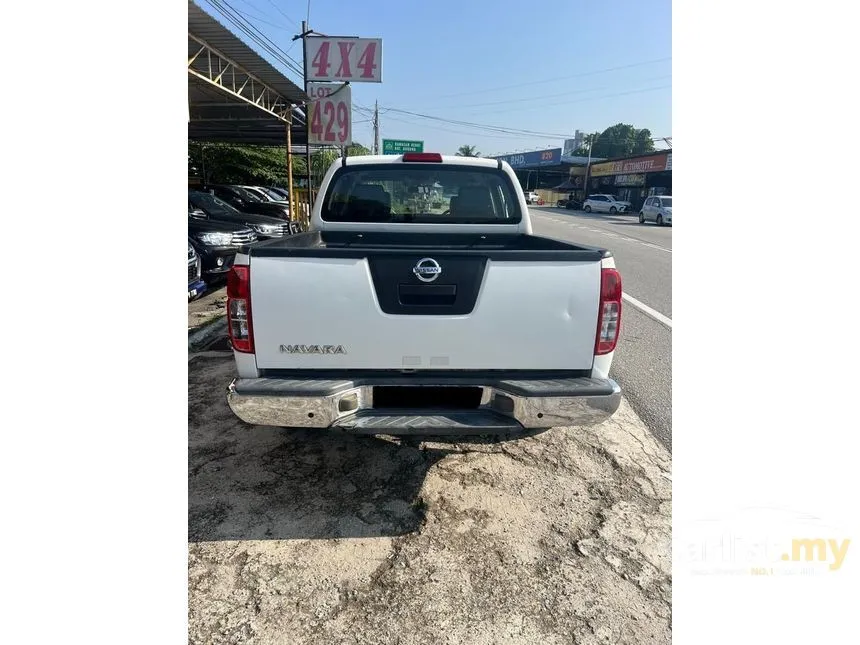 2011 Nissan Navara SE Dual Cab Pickup