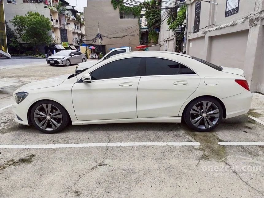 2015 Mercedes-Benz CLA180 Urban Coupe