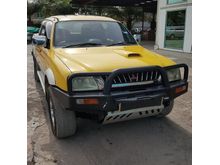 2001 Mitsubishi Storm 2.5 (A)