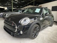 2017 MINI Cooper S 2.0 Hatchback (PANROOF ,HK SOUND) NEW ARRIVAL PROMOTION