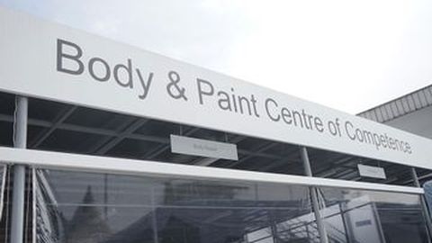 Mercedes-Benz Resmikan Faslitas Body & Paint Terbaru di Bandung