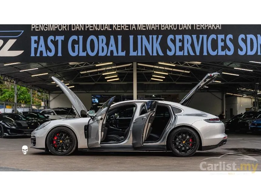 2022 Porsche Panamera Hatchback