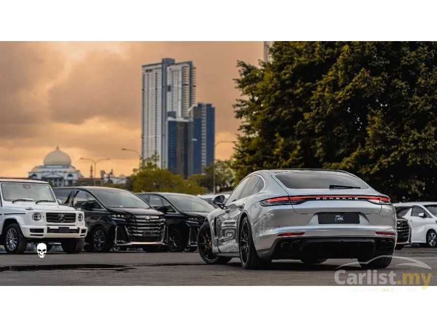 2022 Porsche Panamera Hatchback