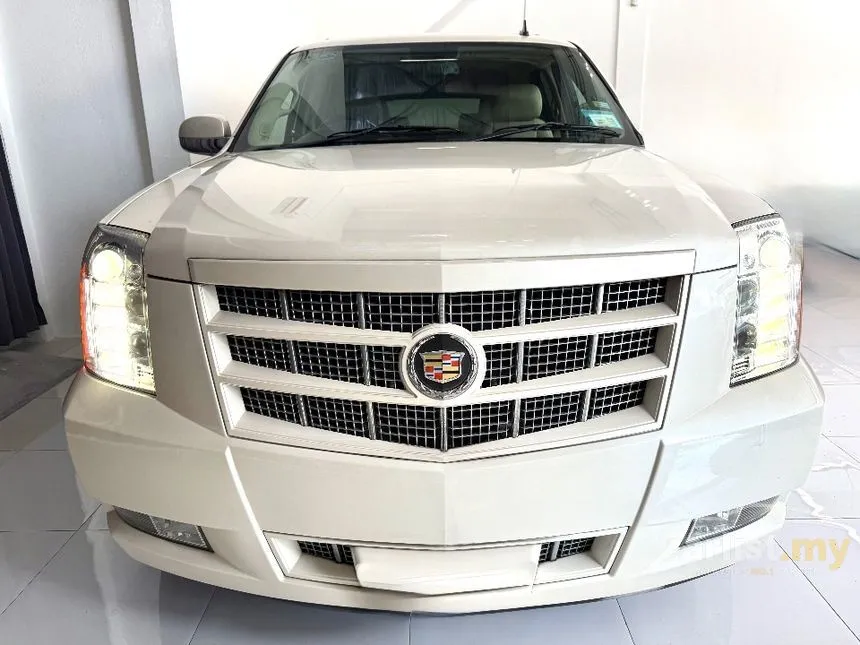 2013 Cadillac Escalade SUV
