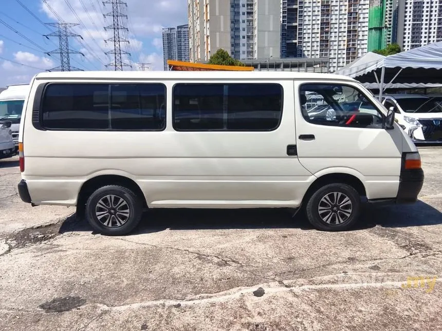 2001 Toyota Hiace Window Van Van