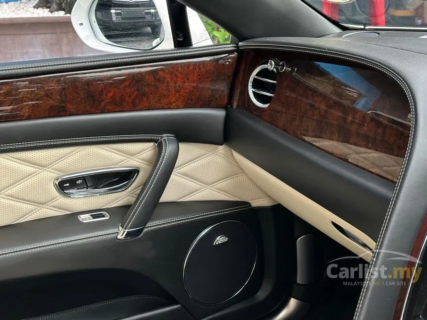 2017 Bentley Flying Spur V8 Sedan