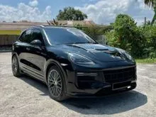 [ LOANKEDAI ] 2010 Porsche Cayenne 3.0 Diesel SUV 958 AWD (Upgraded FACELIFT 2021 Turbo GT) PDLS Sunroof CBU Reg.2014