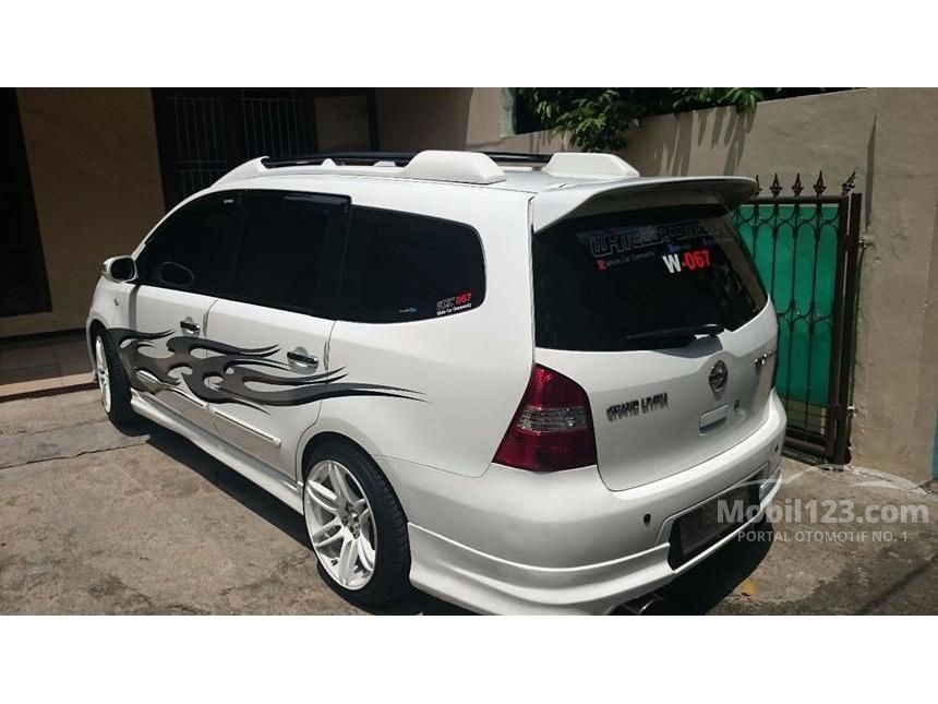 Jual Mobil Nissan Grand Livina 2013 XV 1.5 di DKI Jakarta 