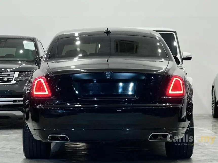 2010 Rolls-Royce Ghost Sedan