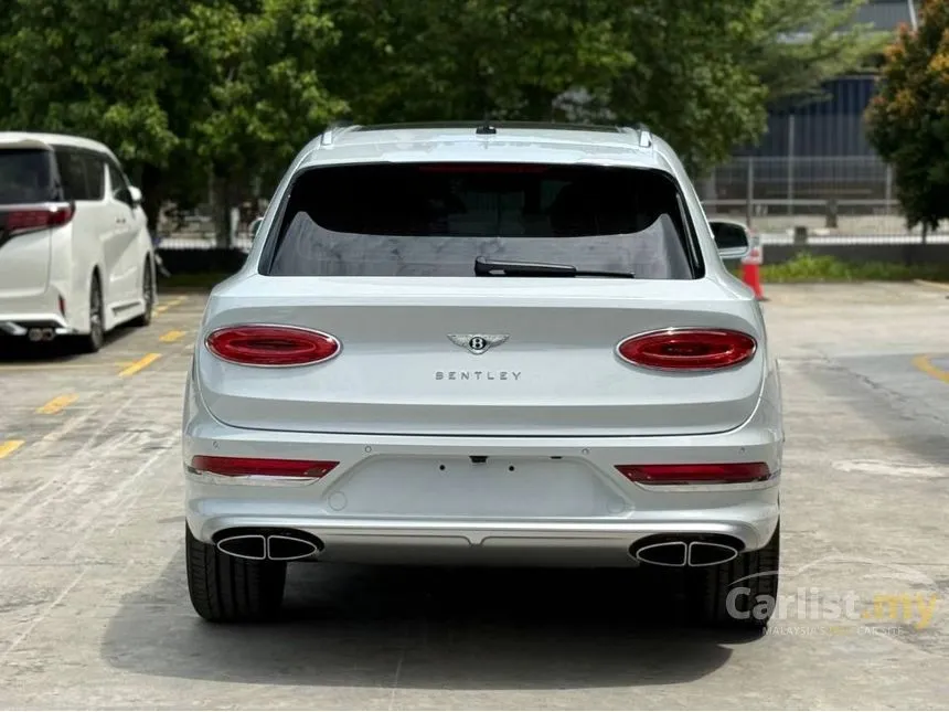 2025 Bentley Bentayga Azure EWB SUV