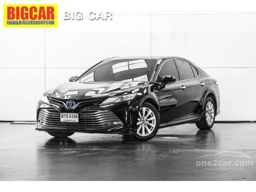 2019 Toyota CAMRY Hybrid Sedan