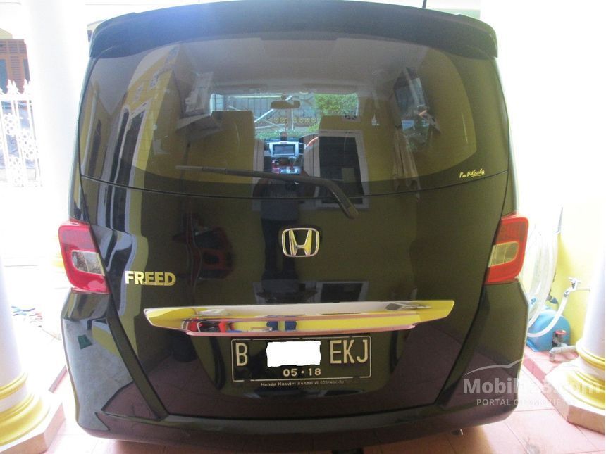 2013 Honda Freed S MPV