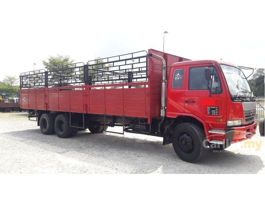 Nissan Ud Pkd 2009 6 9 In Johor Manual Lorry Red For Rm