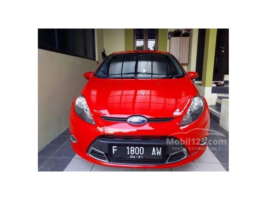  Jual  Mobil  Ford  Fiesta  2011 Sport 1 6 di Jawa  Tengah  