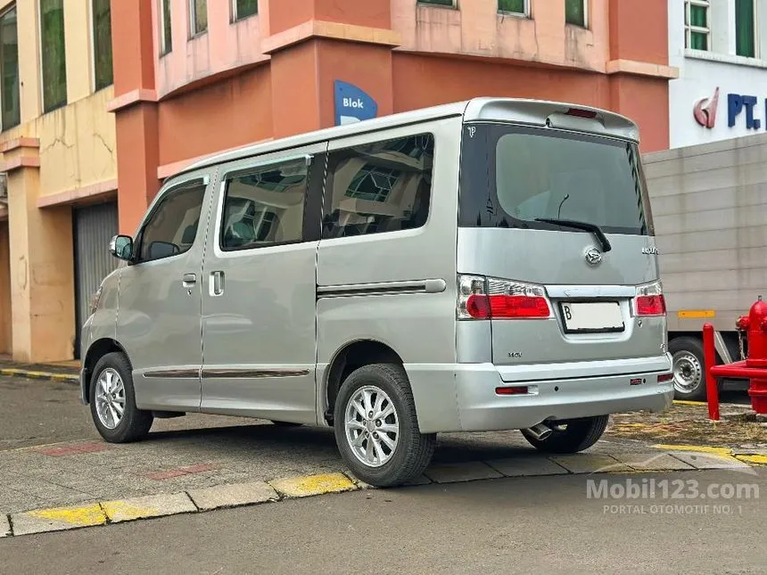2023 Daihatsu Luxio X Van